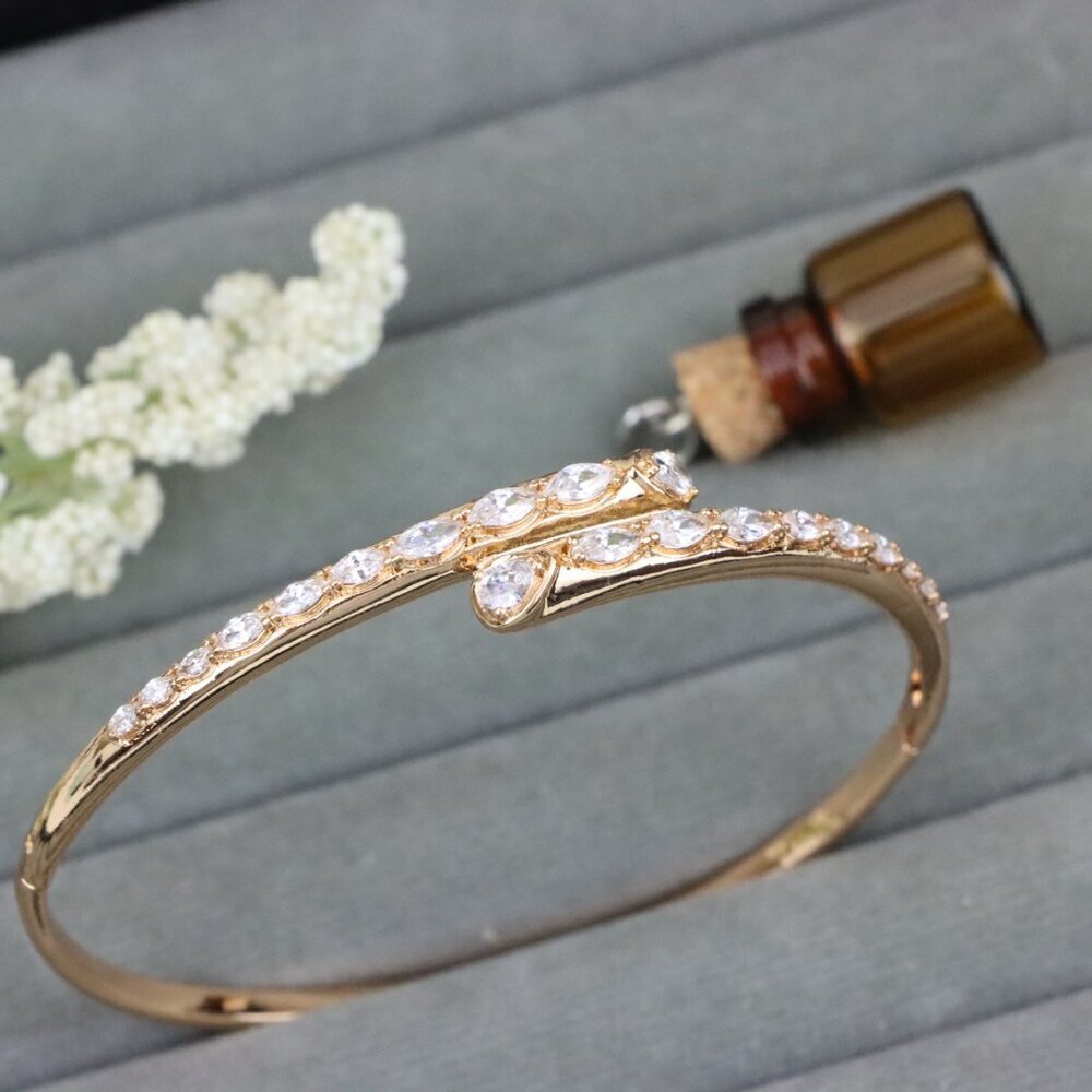 Elegant Wrap Design Rose Gold Bangle with Sparkling Stone Detail, XPBL0437